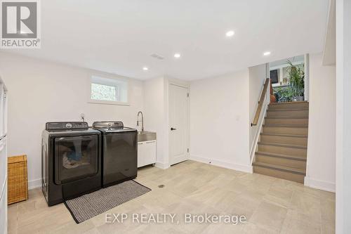 827 Fernhill Boulevard, Oshawa, ON - Indoor Photo Showing Laundry Room