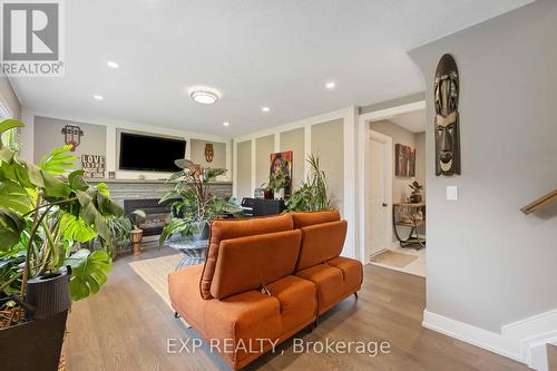 827 Fernhill Boulevard, Oshawa, ON - Indoor With Fireplace