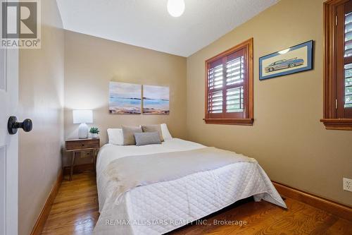 1648 Acorn Lane, Pickering, ON - Indoor Photo Showing Bedroom