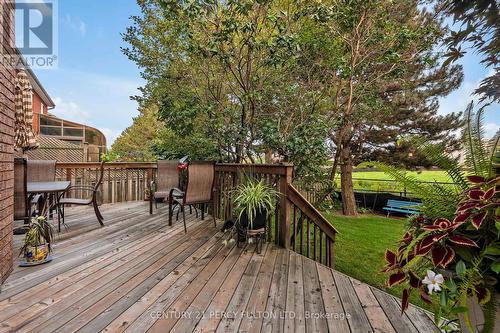 19 Landmark Court, Markham (Unionville), ON - Outdoor With Deck Patio Veranda