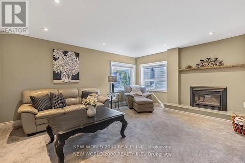 245 Lakeland Crescent, Richmond Hill, ON - Indoor Photo Showing Living Room With Fireplace