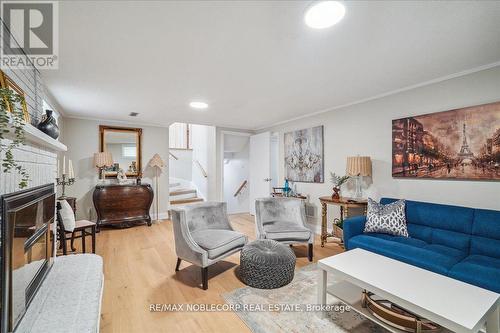 180 Mason Avenue, Bradford West Gwillimbury, ON - Indoor Photo Showing Living Room With Fireplace