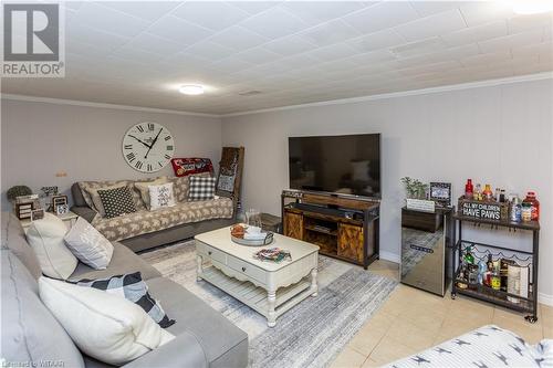 30 Norfolk Street, Otterville, ON - Indoor Photo Showing Living Room