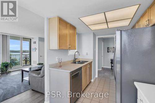 809 - 75 Ellen Street E, Barrie (Lakeshore), ON - Indoor Photo Showing Kitchen With Double Sink