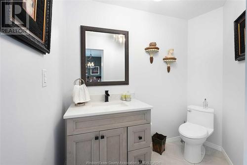 12246 Lessard, Tecumseh, ON - Indoor Photo Showing Bathroom