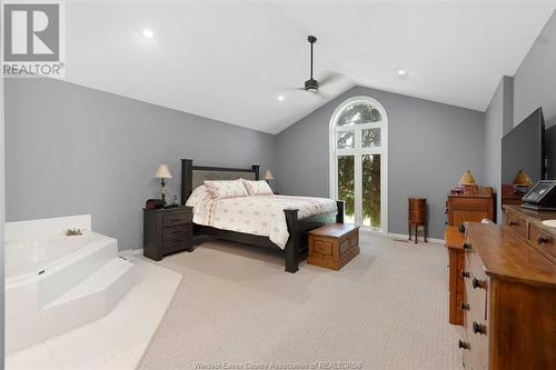 12246 Lessard, Tecumseh, ON - Indoor Photo Showing Bedroom