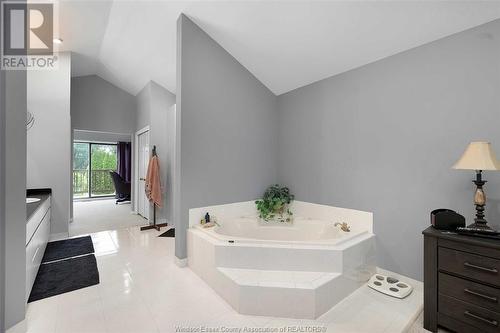 12246 Lessard, Tecumseh, ON - Indoor Photo Showing Bathroom