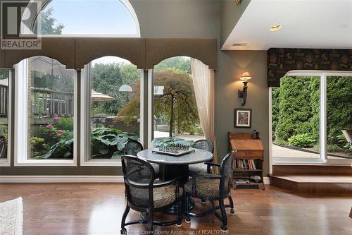 12246 Lessard, Tecumseh, ON - Indoor Photo Showing Dining Room