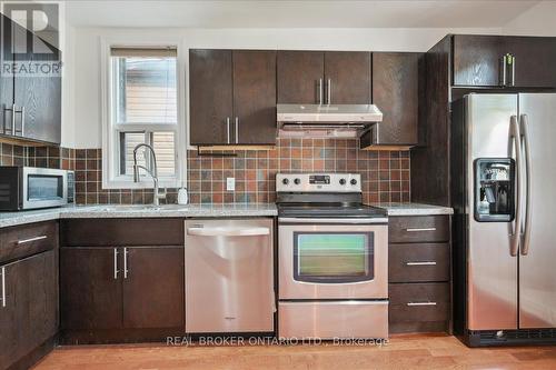 134 Jones Avenue, Toronto (South Riverdale), ON - Indoor Photo Showing Kitchen With Upgraded Kitchen