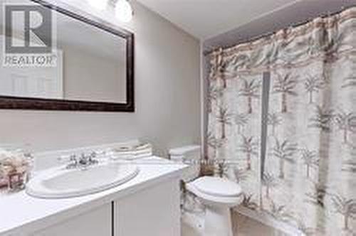 43 - 43 Taunton Road E, Oshawa (Centennial), ON - Indoor Photo Showing Bathroom