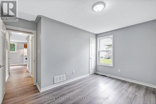 49 Victoria Street, Orillia, ON - Indoor Photo Showing Other Room