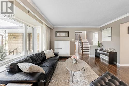 11 Park Manor Drive, Toronto (Islington-City Centre West), ON - Indoor Photo Showing Living Room