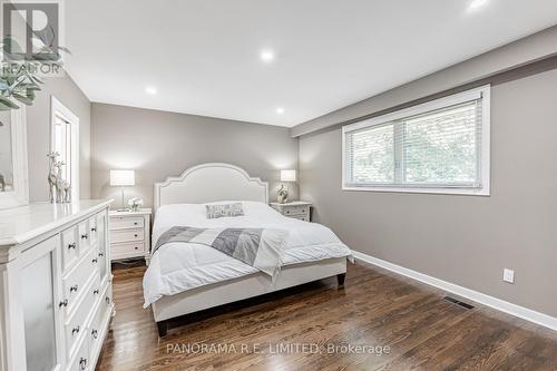 11 Park Manor Drive, Toronto, ON - Indoor Photo Showing Bedroom