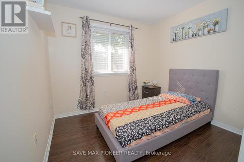 2 - 502 Barton Street, Hamilton (Stoney Creek), ON - Indoor Photo Showing Bedroom