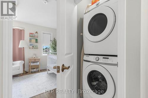 59 Edenrock Drive, Hamilton, ON - Indoor Photo Showing Laundry Room