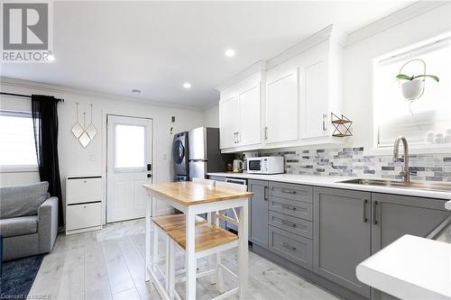 349 Third Avenue W, North Bay, ON - Indoor Photo Showing Kitchen With Double Sink