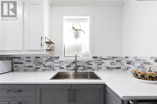 349 Third Avenue W, North Bay, ON - Indoor Photo Showing Kitchen