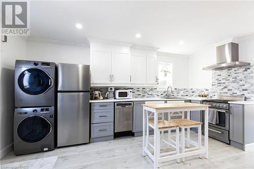 349 Third Avenue W, North Bay, ON - Indoor Photo Showing Laundry Room