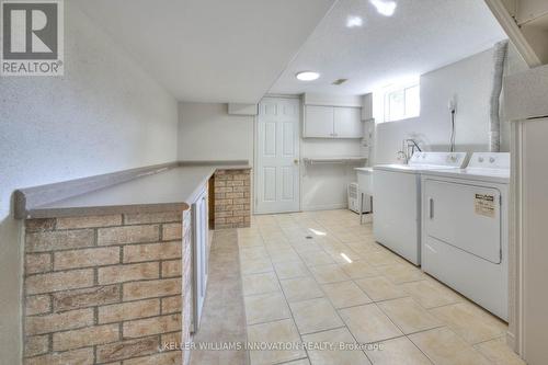 860 Guelph Street, Kitchener, ON - Indoor Photo Showing Laundry Room