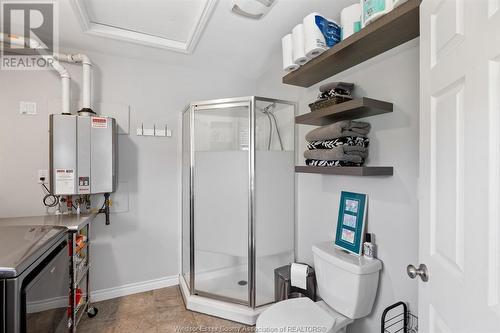 8812 Concession 8, Amherstburg, ON - Indoor Photo Showing Bathroom