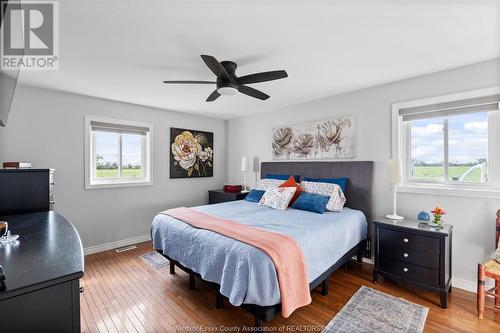 8812 Concession 8, Amherstburg, ON - Indoor Photo Showing Bedroom