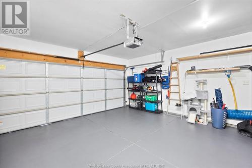 1035 Monarch Meadows, Lakeshore, ON - Indoor Photo Showing Garage