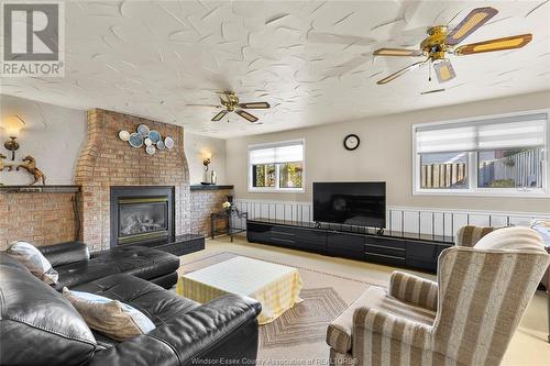 2430 Via Vita Street, Windsor, ON - Indoor Photo Showing Living Room With Fireplace