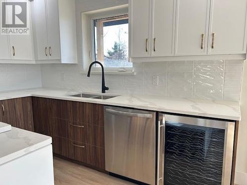 21 Berthelot St, Blind River, ON - Indoor Photo Showing Kitchen With Double Sink