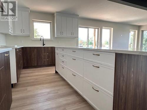 21 Berthelot St, Blind River, ON - Indoor Photo Showing Kitchen