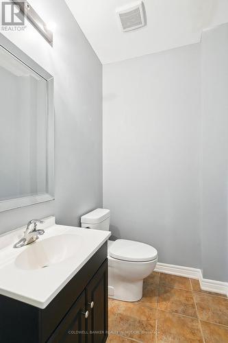 15 - 1015 Galesway Boulevard, Mississauga (East Credit), ON - Indoor Photo Showing Bathroom