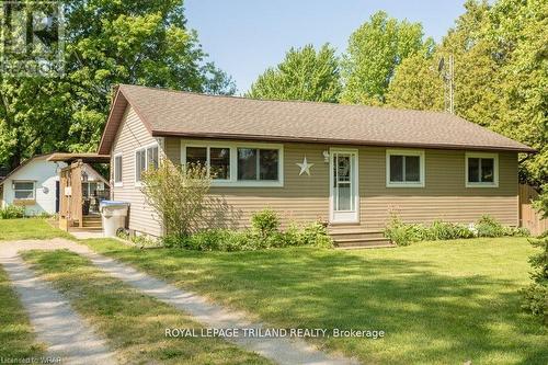 8443 Keith Street, Lambton Shores (Forest), ON - Outdoor