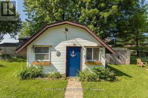 8443 Keith Street, Lambton Shores (Forest), ON - Outdoor