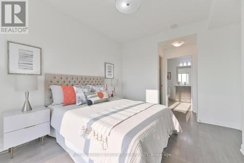 2815 - 5162 Yonge Street, Toronto (Willowdale West), ON - Indoor Photo Showing Bedroom