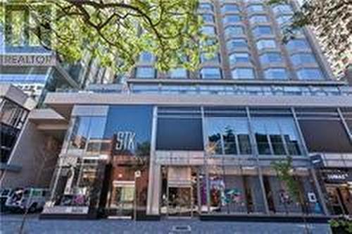 1906 - 155 Yorkville Avenue, Toronto, ON - Outdoor