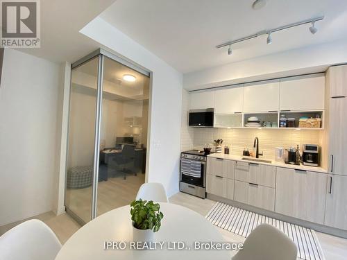 S448 - 35 Rolling Mills Road, Toronto, ON - Indoor Photo Showing Kitchen With Upgraded Kitchen