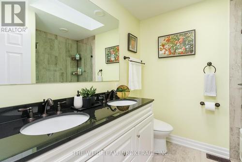 141 Harewood Avenue, Toronto (Cliffcrest), ON - Indoor Photo Showing Bathroom