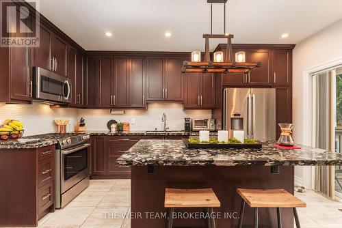 141 Harewood Avenue, Toronto, ON - Indoor Photo Showing Kitchen With Upgraded Kitchen