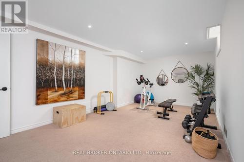 6 Gleave Court, Aurora, ON - Indoor Photo Showing Gym Room