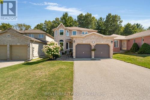 11 Hawkins Drive, Barrie, ON 