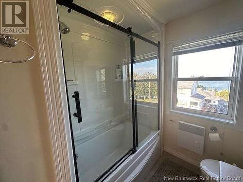 142 Eddy, Dalhousie, NB - Indoor Photo Showing Bathroom