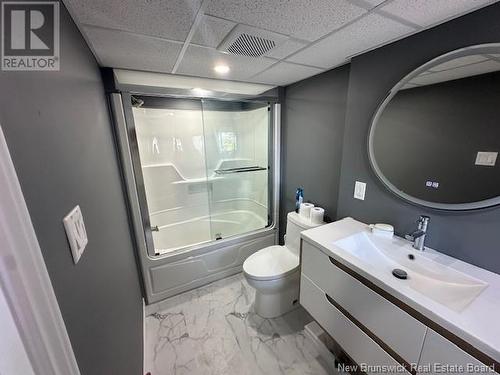 142 Eddy, Dalhousie, NB - Indoor Photo Showing Bathroom