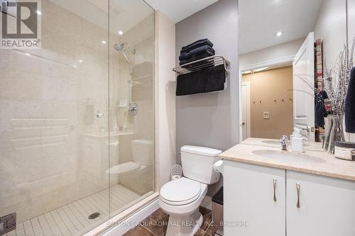 1108 - 2083 Lake Shore Boulevard W, Toronto, ON - Indoor Photo Showing Bathroom