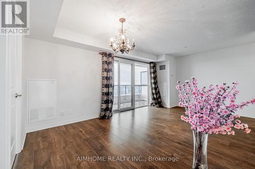 3210 - 275 Yorkland Road, Toronto (Henry Farm), ON - Indoor