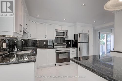 15 Ivordale Crescent, Toronto (Wexford-Maryvale), ON - Indoor Photo Showing Kitchen