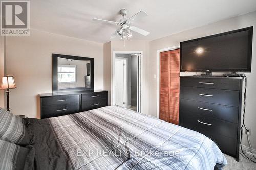 42 Tower Drive, Toronto (Wexford-Maryvale), ON - Indoor Photo Showing Bedroom