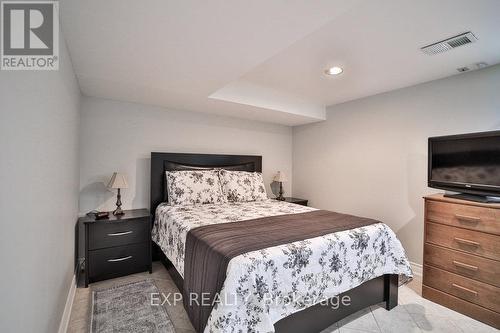 42 Tower Drive, Toronto (Wexford-Maryvale), ON - Indoor Photo Showing Bedroom