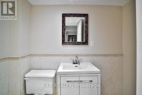 42 Tower Drive, Toronto (Wexford-Maryvale), ON - Indoor Photo Showing Bathroom