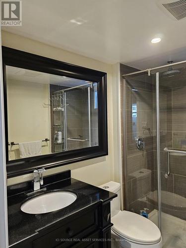 8 Bolger Place, Toronto (West Humber-Clairville), ON - Indoor Photo Showing Bathroom