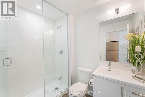 1709 - 3220 William Coltson Avenue, Oakville, ON - Indoor Photo Showing Bathroom