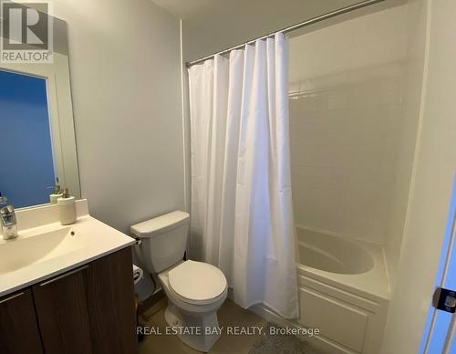 2816 - 30 Shore Breeze Drive, Toronto, ON - Indoor Photo Showing Bathroom